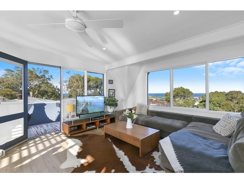 2 / 45 Great Ocean Road, Jan Juc VIC 3228