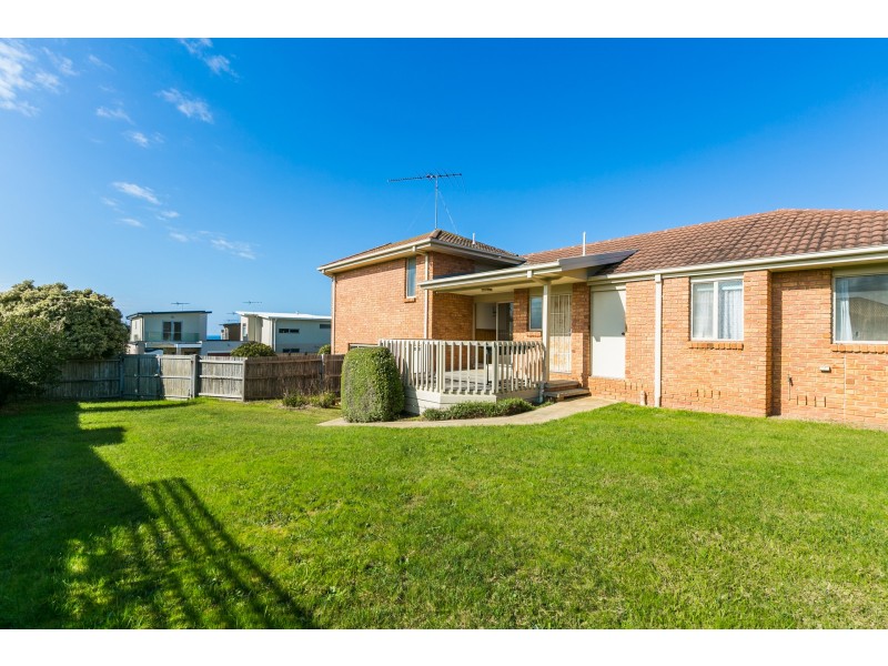 16 Manna Gum Drive, Torquay VIC 3228