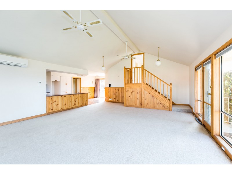 16 Manna Gum Drive, Torquay VIC 3228