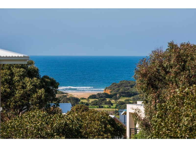 16 Manna Gum Drive, Torquay VIC 3228