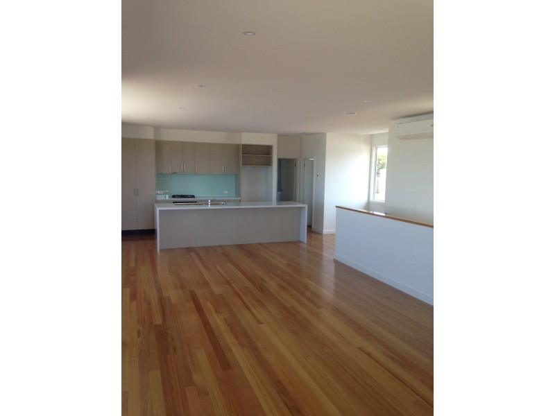 1/20 Eton Road, Torquay VIC 3228