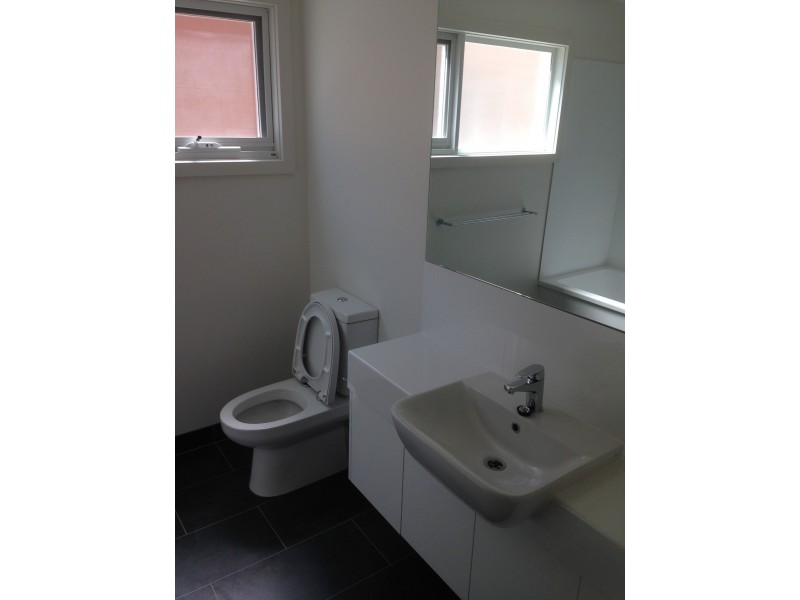 1/20 Eton Road, Torquay VIC 3228