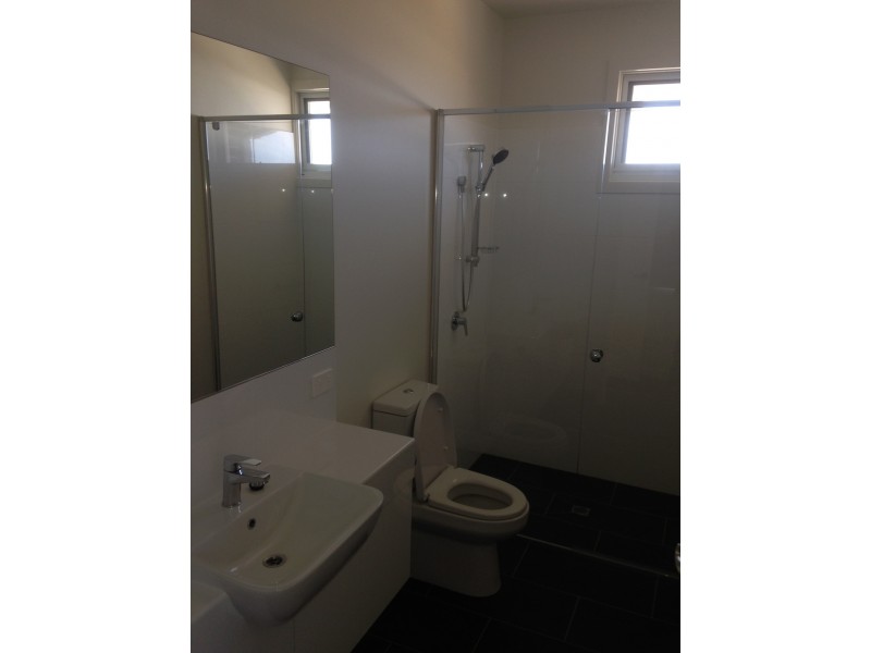 1/20 Eton Road, Torquay VIC 3228