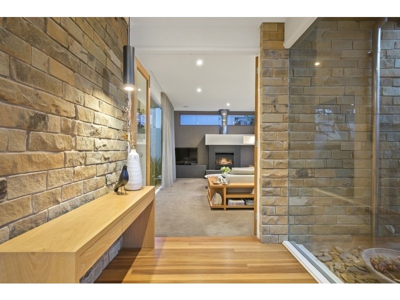 10 Pride Street, Torquay VIC 3228