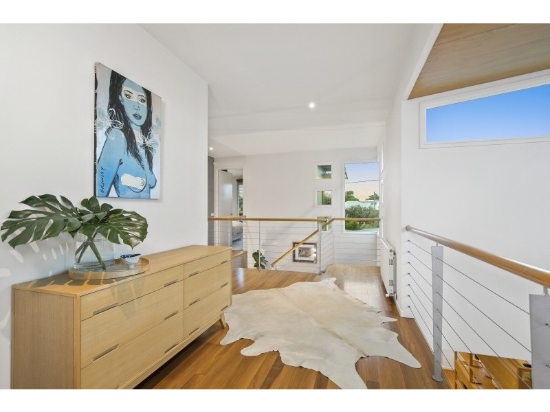 10 Pride Street, Torquay VIC 3228