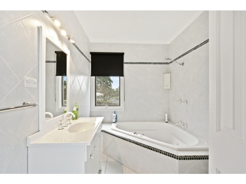 95 Great Ocean Road, Jan Juc VIC 3228
