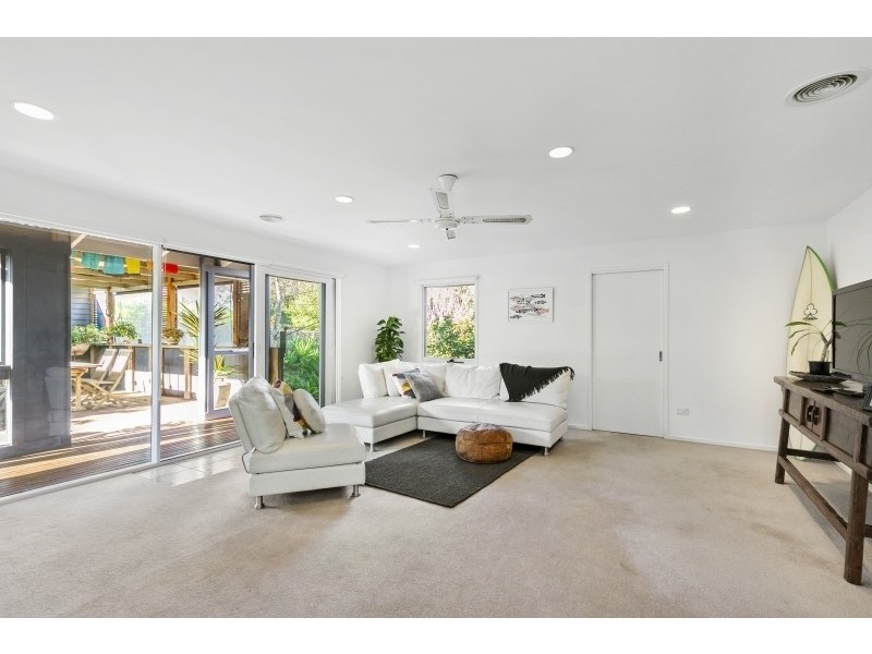 2 Petriana Crt, Torquay VIC 3228