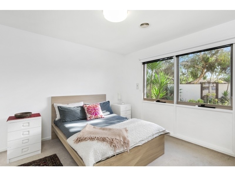 2 Petriana Crt, Torquay VIC 3228