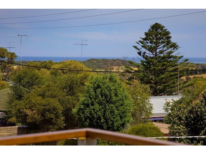 16A  Rocklea Drive, Torquay VIC 3228