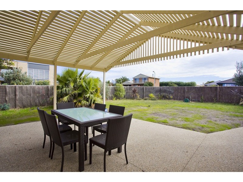 1/19 Liesbet Close, Torquay VIC 3228