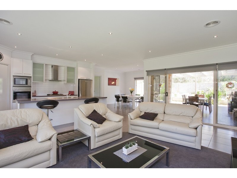 243 Messmate Road, Torquay VIC 3228