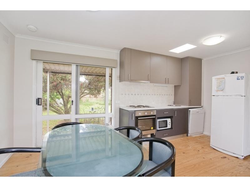 6  Aquilla Avenue, Torquay VIC 3228