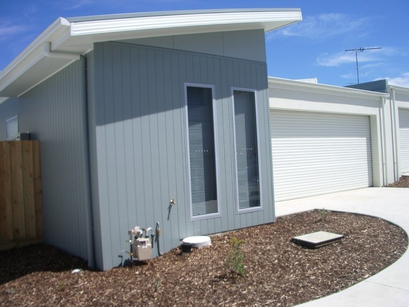 2/7 Koomeela Drive, Torquay VIC 3228