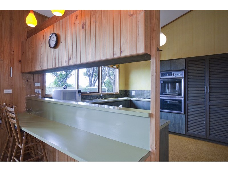 92 The Esplanade, Torquay VIC 3228