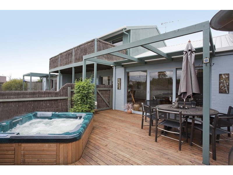 10 Lune Court, Torquay VIC 3228