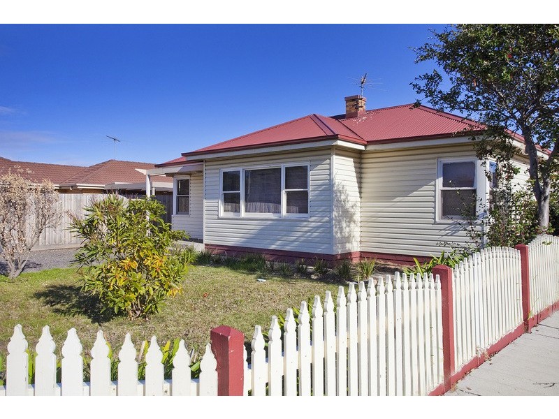 11 Pearl Street, Torquay VIC 3228