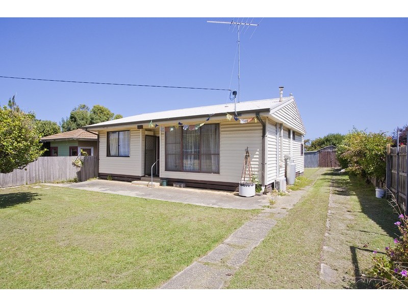 63 Central Avenue, Torquay VIC 3228