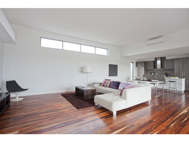 24 Ballyliffen Crescent, Torquay VIC 3228