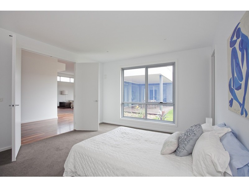 24 Ballyliffen Crescent, Torquay VIC 3228