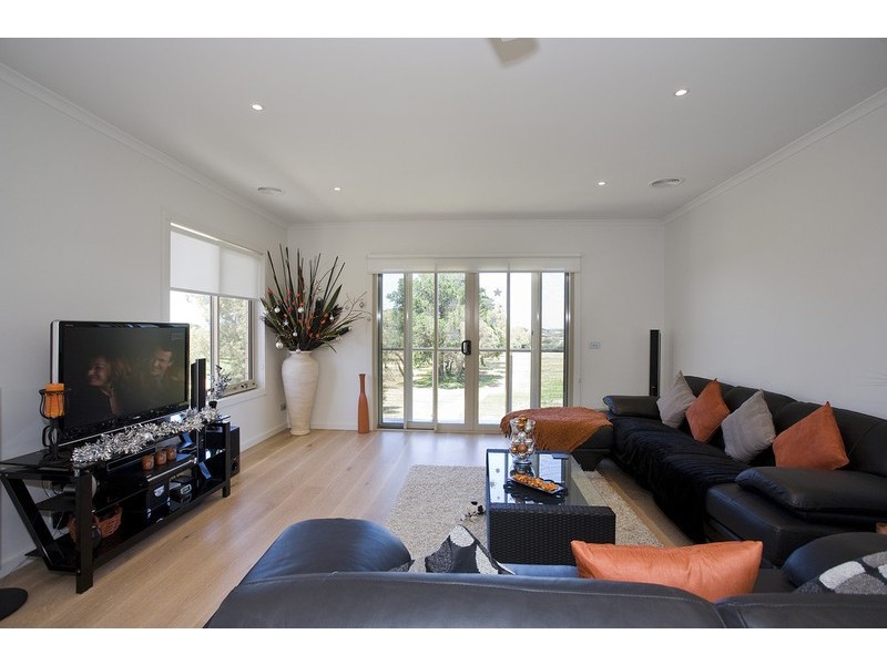 2/3 Hoylake Avenue, Jan Juc VIC 3228