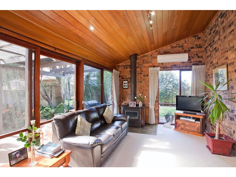 32 Holyhead Drive, Torquay VIC 3228
