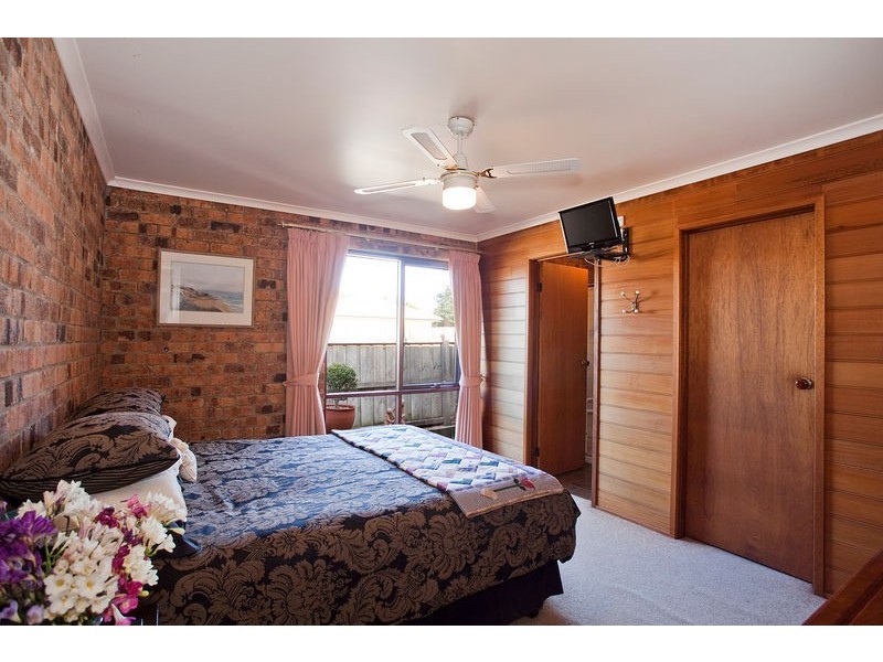 32 Holyhead Drive, Torquay VIC 3228
