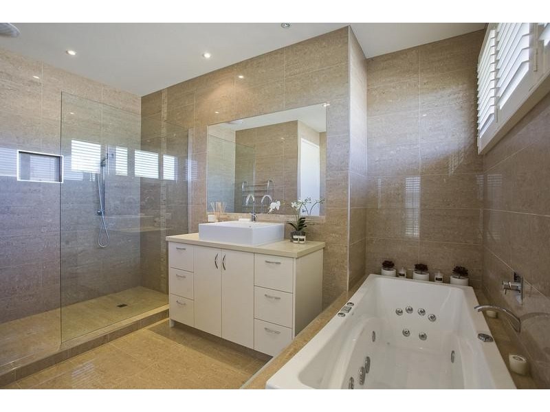 1 Price Street, Torquay VIC 3228