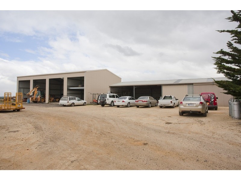 425 Mount Duneed Road, Mount Duneed VIC 3216