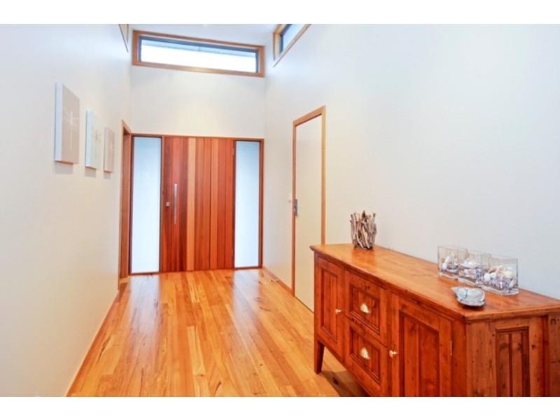 16 Ballyliffen Crescent, Torquay VIC 3228