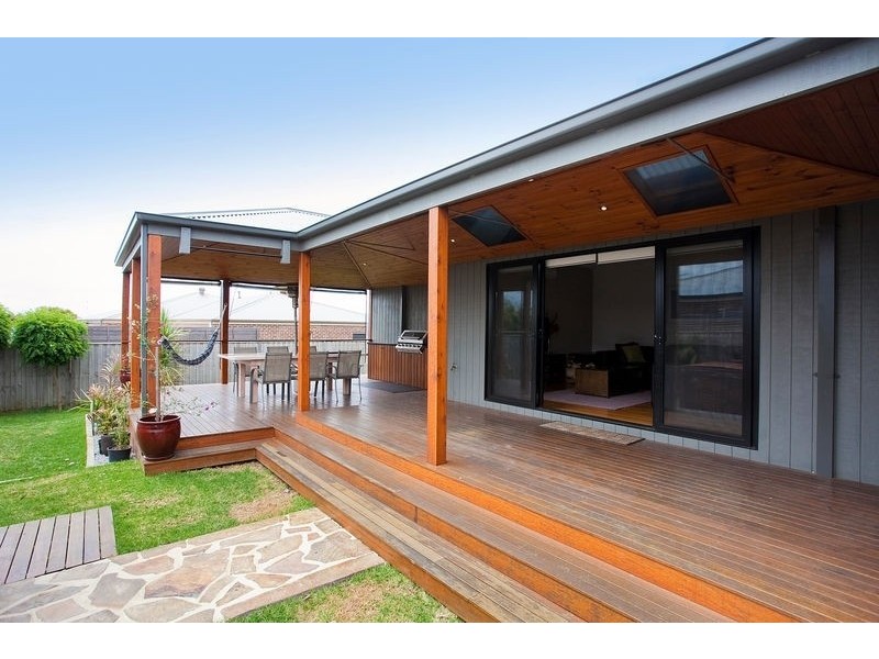 18 Onshore Drive, Torquay VIC 3228