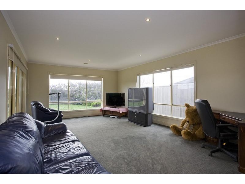 16 Seahaze Drive, Torquay VIC 3228
