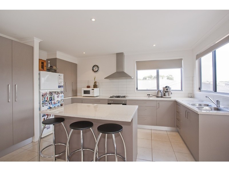 12 Blackwattle Mews, Torquay VIC 3228