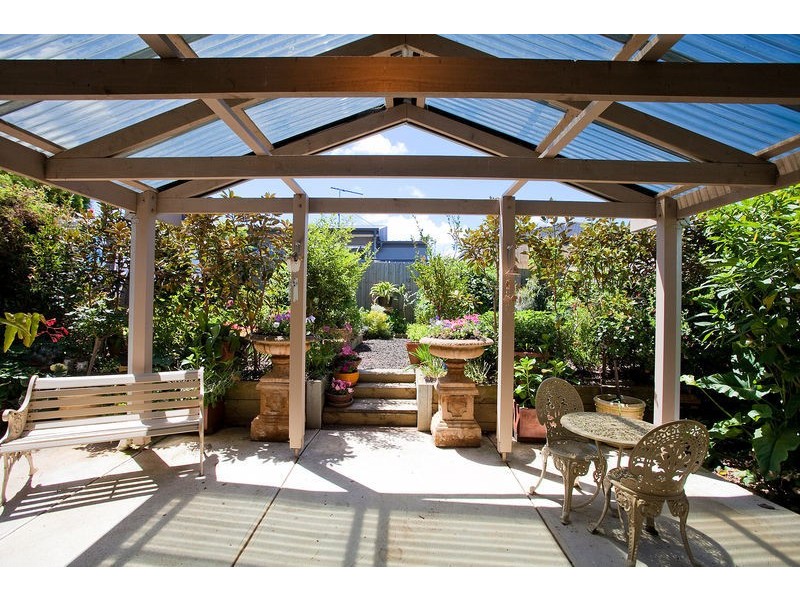 27 Pomora Avenue, Torquay VIC 3228