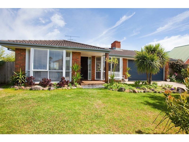 11  Liesbet  Close, Torquay VIC 3228