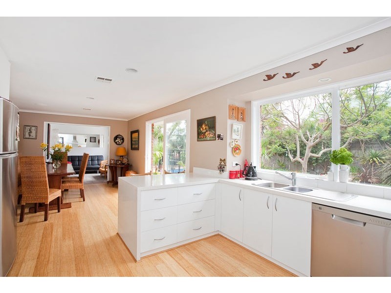 11  Liesbet  Close, Torquay VIC 3228