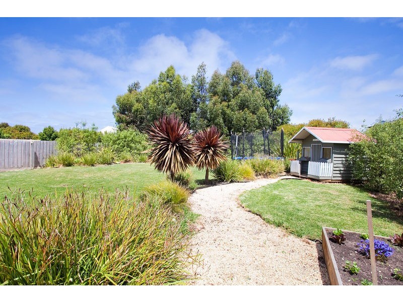 19 Conside Crescent, Torquay VIC 3228