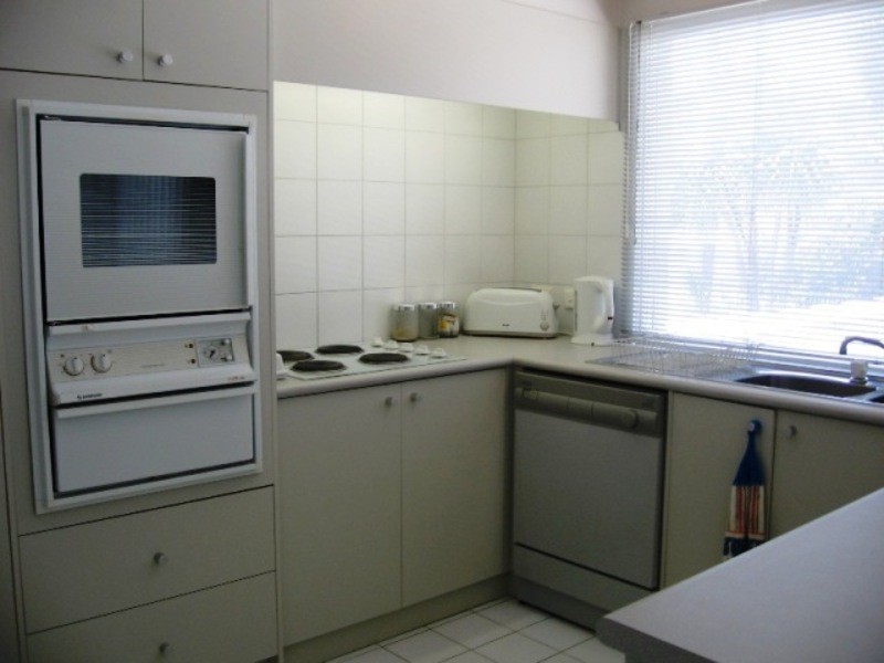1/30  Prestwick Avenue, Jan Juc VIC 3228
