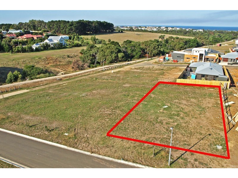 11 Yellow Gum Place, Torquay VIC 3228