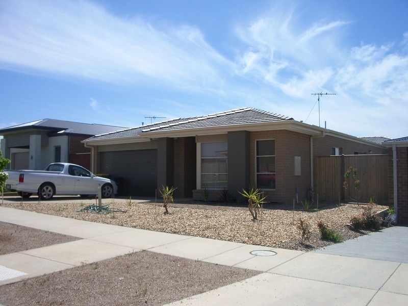 96 Centreside Drive, Torquay VIC 3228