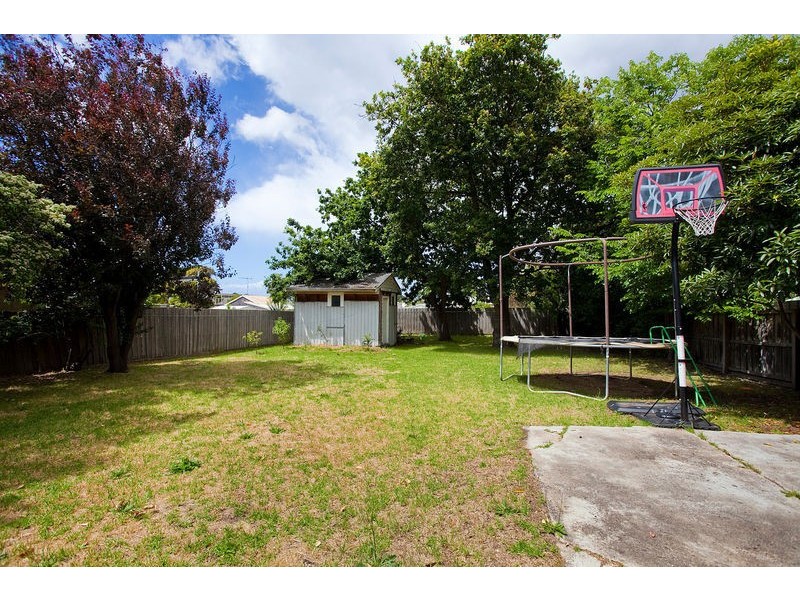 31 Price Street, Torquay VIC 3228