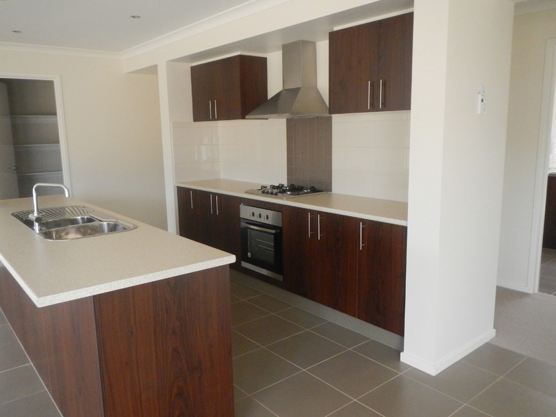 6 Bridgewater Circuit, Connewarre VIC 3227