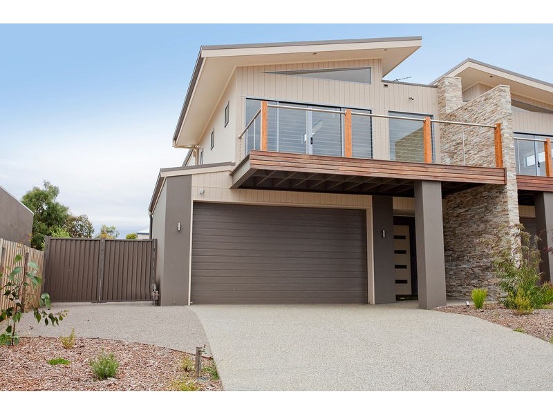 1/27 Ocean View Crescent, Torquay VIC 3228
