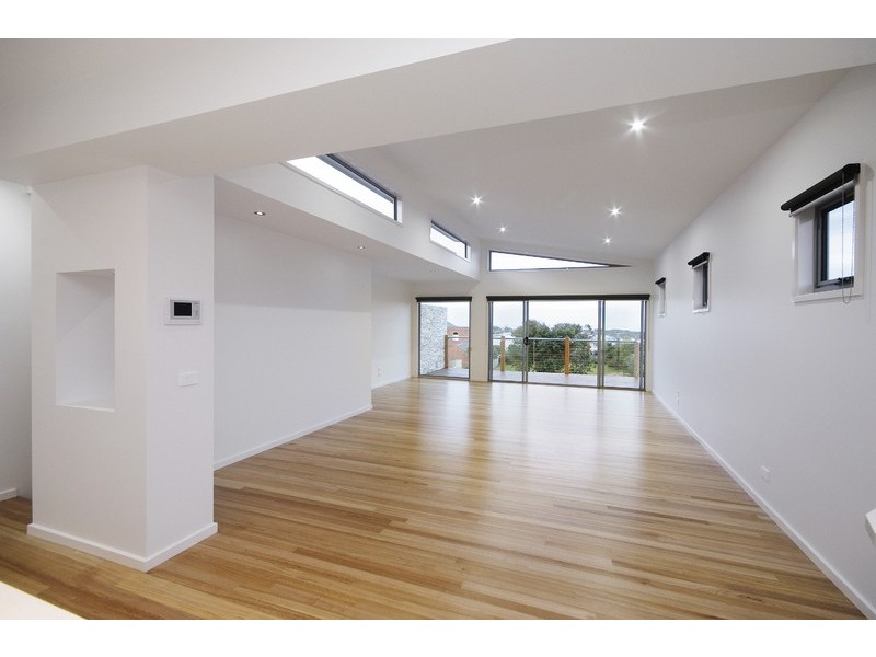 1/27 Ocean View Crescent, Torquay VIC 3228