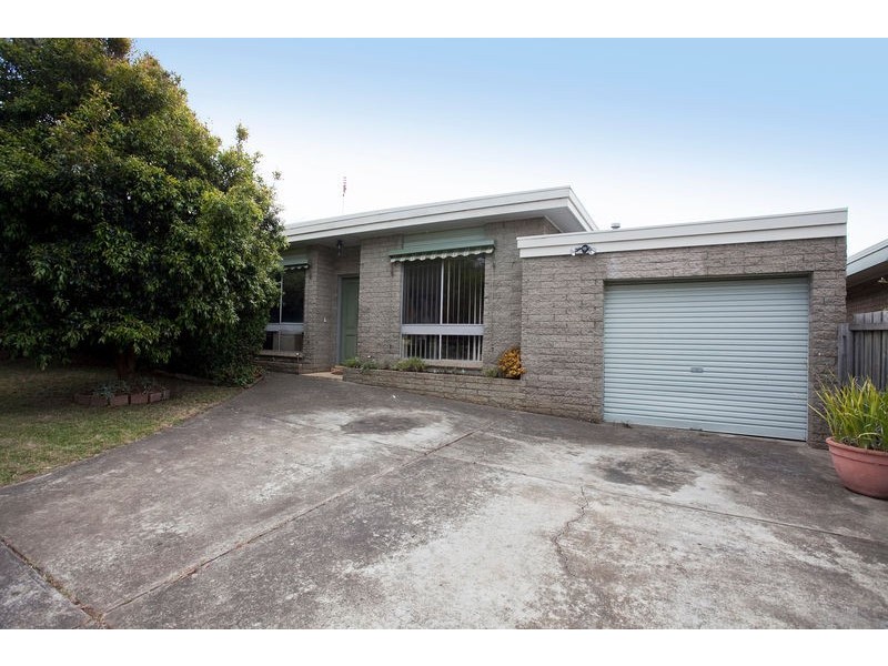 10 Sarabande Crescent, Torquay VIC 3228
