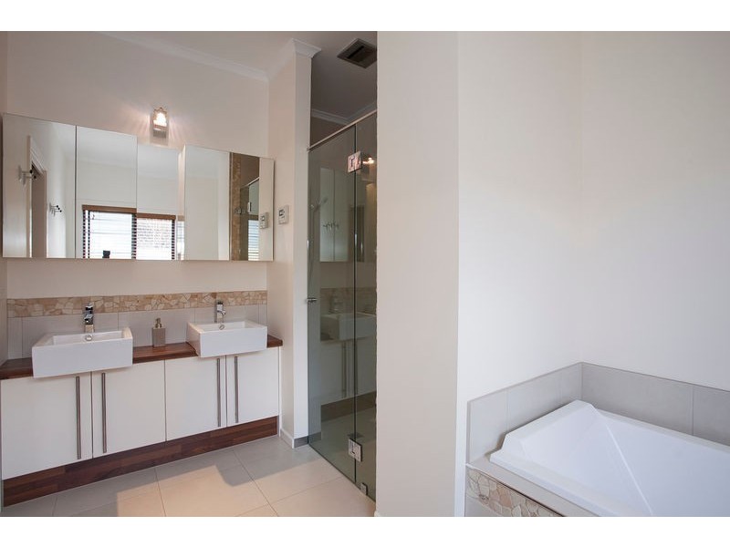 38 St Georges Way, Torquay VIC 3228