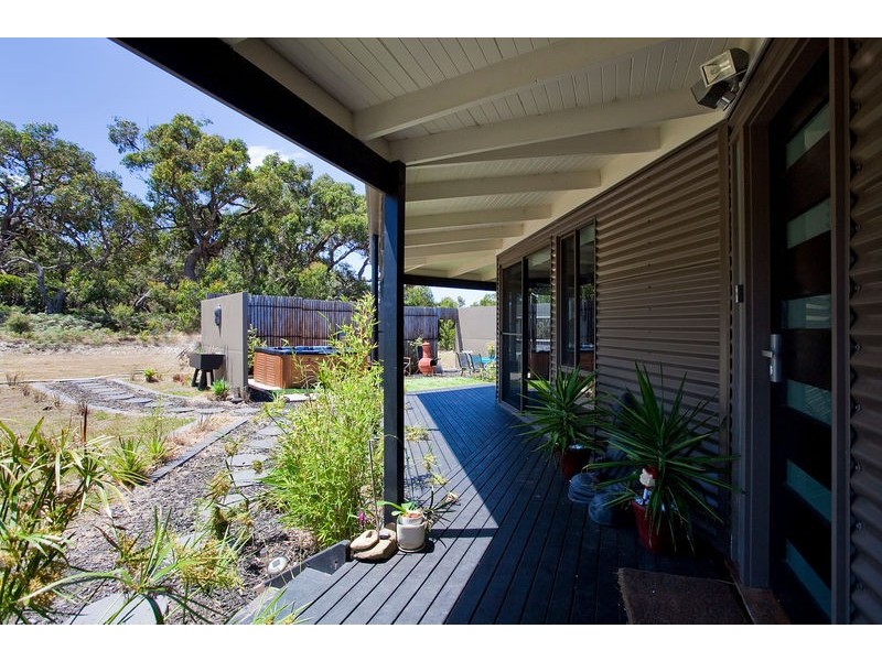 227 Coombes Road, Torquay VIC 3228
