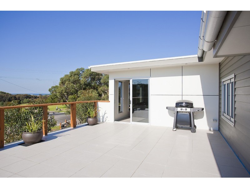 1 Parkside Crescent, Torquay VIC 3228