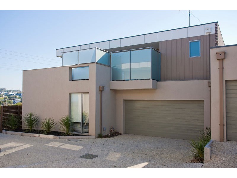 3/20-22 Surfcoast Highway, Torquay VIC 3228