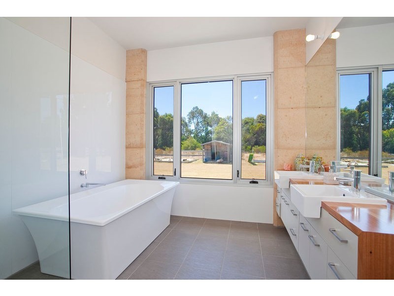 185 Addiscott Road, Bellbrae VIC 3228