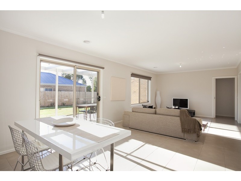 18 Rippleside Drive, Torquay VIC 3228